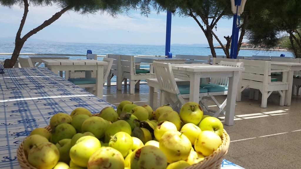 Lipsos Hotel Yeniliman Eksteriør billede